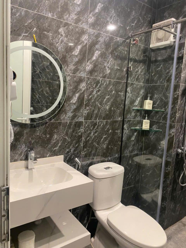 Bathroom 4, Hanoi Capital Premium Hotel , Hoàn Kiếm