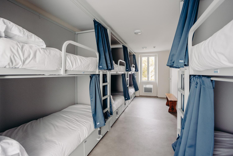 5, Hostel Demain c'est loin, Pyrénées-Atlantiques