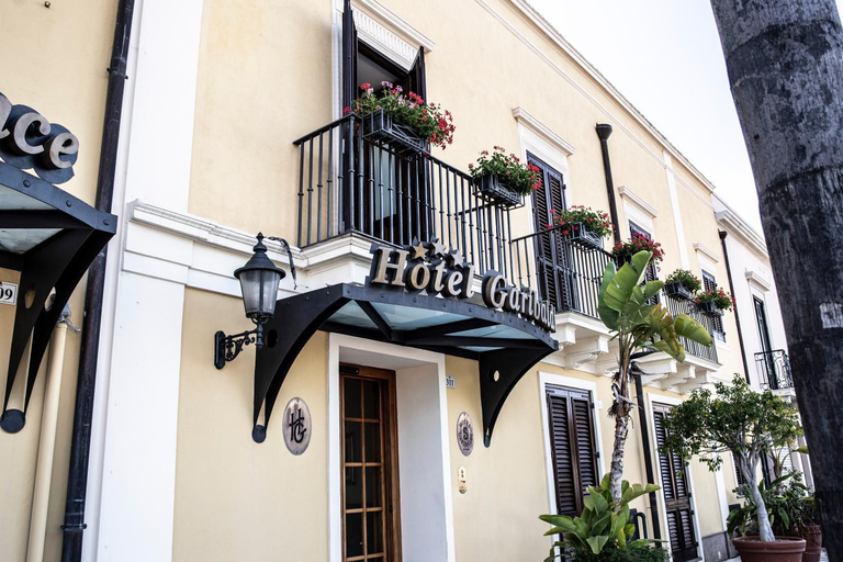 Exterior & Views 2, Hotel Garibaldi, Messina