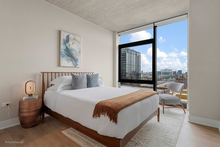 Room 1, West Loop Group Hub 3 Modern 2BR Apartments, Cook