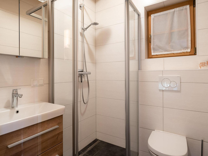 Bathroom 4, Chalet in Koralpe with Panoramic Views, Wolfsberg