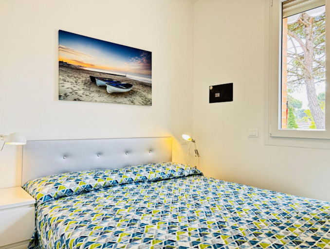 Bedroom 2, Comfy apartment with terrace by BeahostRentals, Venezia