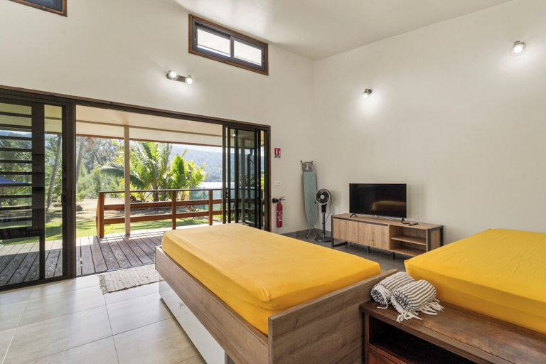 Room 5, Temenino Villa
