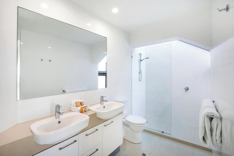 Bathroom 5, Number One In Hastings Street, Noosa - Noosa-Noosaville