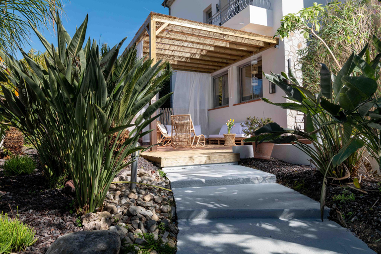 Others 1, Juan-les-pins Apartments, Alpes-Maritimes