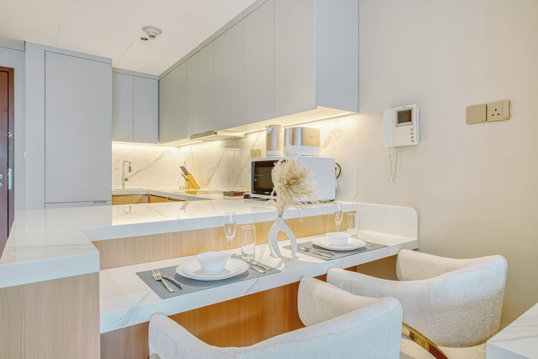 In-room dining 2, PVH - Studio - Emaar Fashion Avenue, Dubai