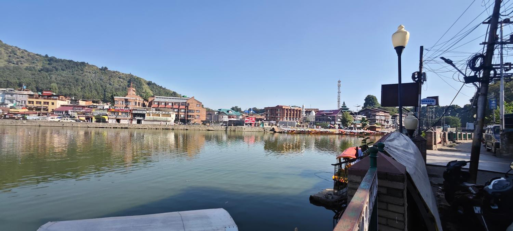 Others 5, Lake Boulevard Guest House, Srinagar
