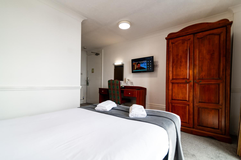 Bedroom 3, The Southcliff Hotel, Kent