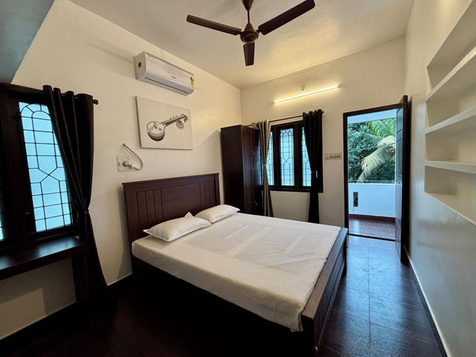 Room 3, Fort Grande Stay, Ernakulam