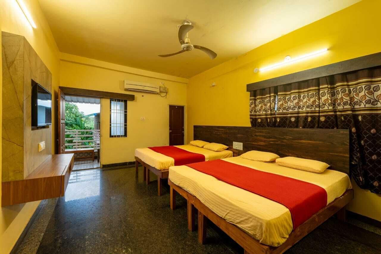 Room 4, White Petals Dandeli, Uttara Kannada