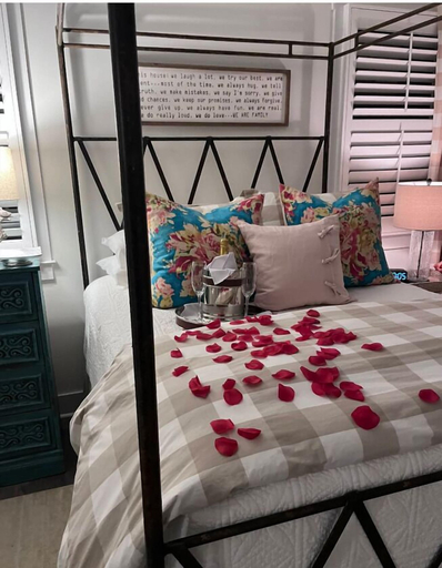Room 2, The Inn at Blackberry HIll, Lumpkin