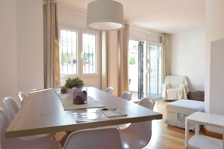 Room 2, Casa Jasmine Modern Villa for 7 M-3, Málaga