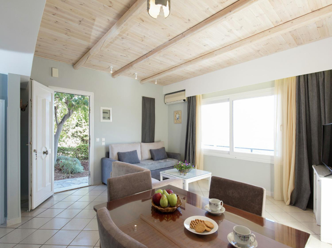 Others 5, Beautiful Villa in Agia Paraskevi Samos with Swimming Pool, North Aegean
