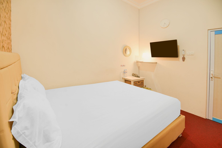 Room 4, OYO 94669 Hotel Puri Inn Panakkukang Makassar, Makassar