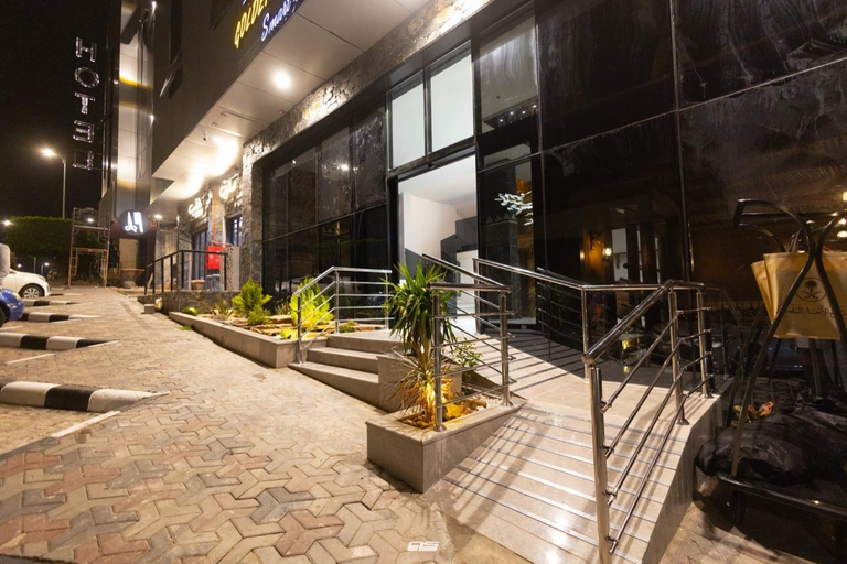 4, Golden New Smart Hotel