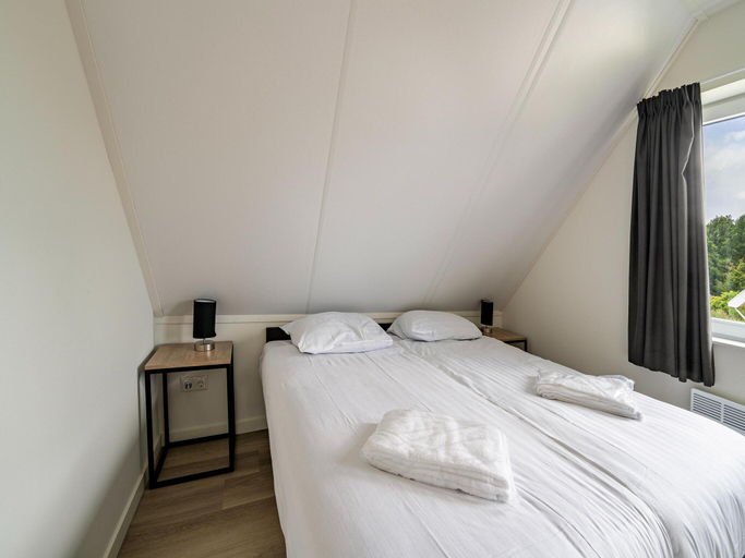 Bedroom 3, Holiday Home Simonshaven by Lake Beach, Bernisse
