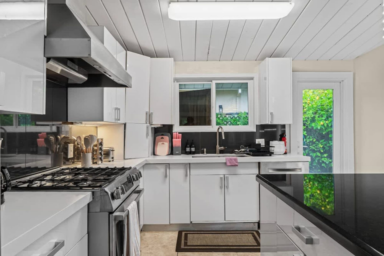 Room 2, Entire 3br House With Playground, Santa Clara