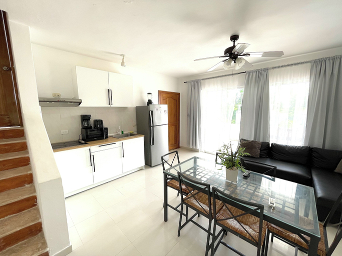 Private kitchen 3, Beach Apartments Paradise, Salvaleon de Higuey