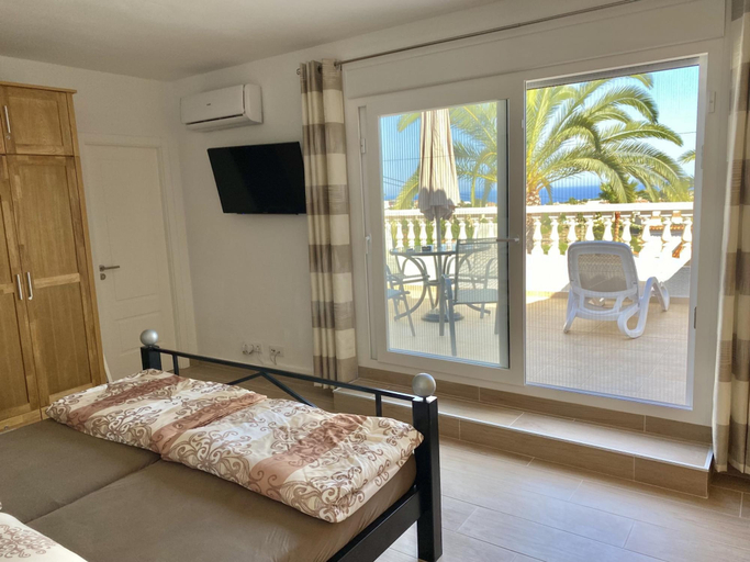Others 5, Villa Emilia 4 Personas, Alicante
