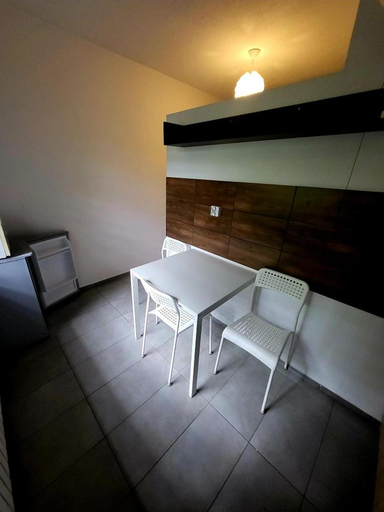 Others 3, M Hostel, Tarnowskie