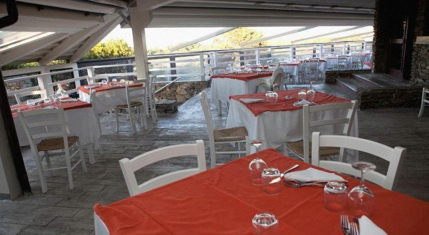 Food & Drinks 5, Club Esse Sporting., Sassari