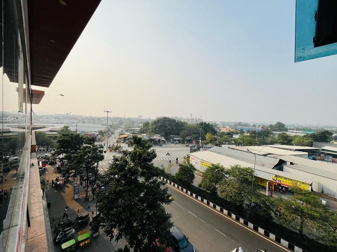 Exterior, Hotel Pleasure, Surat