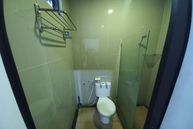 Bathroom 4, Rumah Daun Guestb'doctor, Yogyakarta