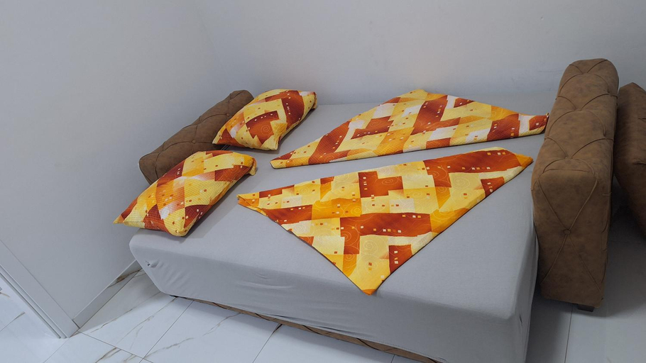 Food & Drinks, Kan&Dzan Apartmani