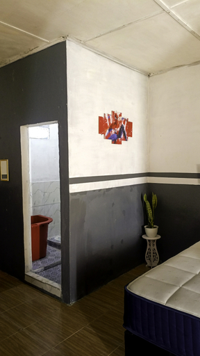 Bathroom 4, Penginapan Guardians Silangit, Tapanuli Utara