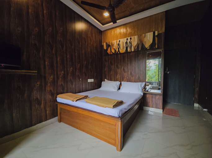 Room 4, Green View Resort, Raigarh