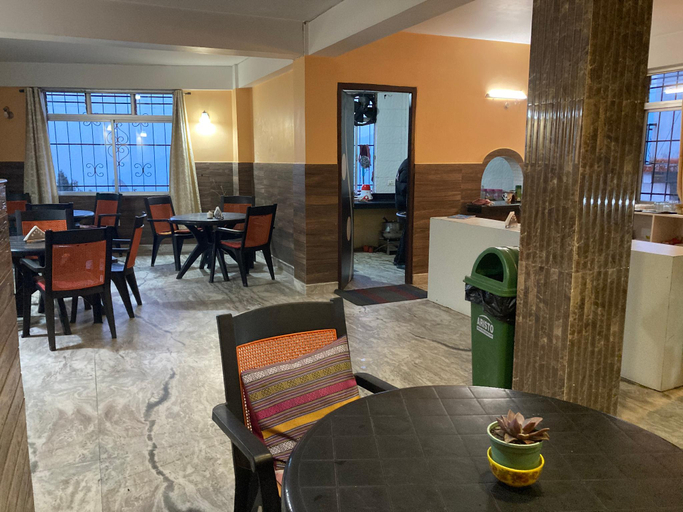 Food & Drinks, Hotel Miknaon Inn, Darjiling