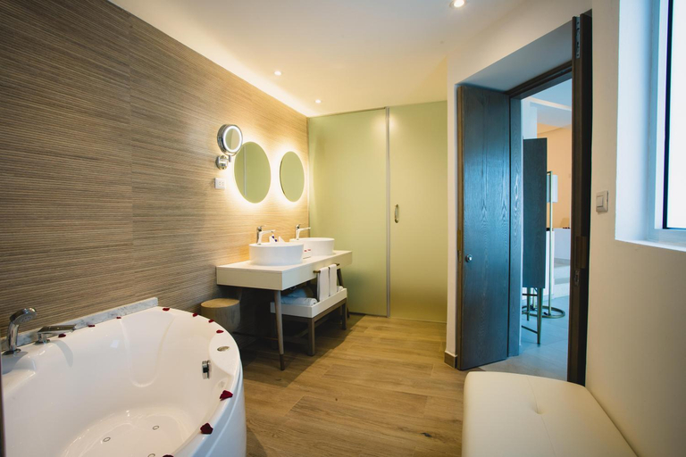Bathroom 5, Grand Bavaro Princess - All Inclusive, Salvaleon de Higuey