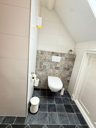Bathroom 2, De Stadshoeve, Wieringermeer