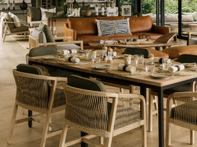 Food & Drinks 3, Zambezi Sands by Batoka, Kazungula