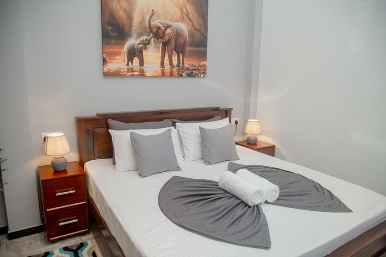 Bedroom 3, Villa White Elephant, Hikkaduwa