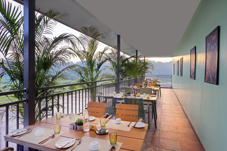 Restaurant 4, Fortune Airport Road Kochi - Member ITC hotels' group, Ernakulam