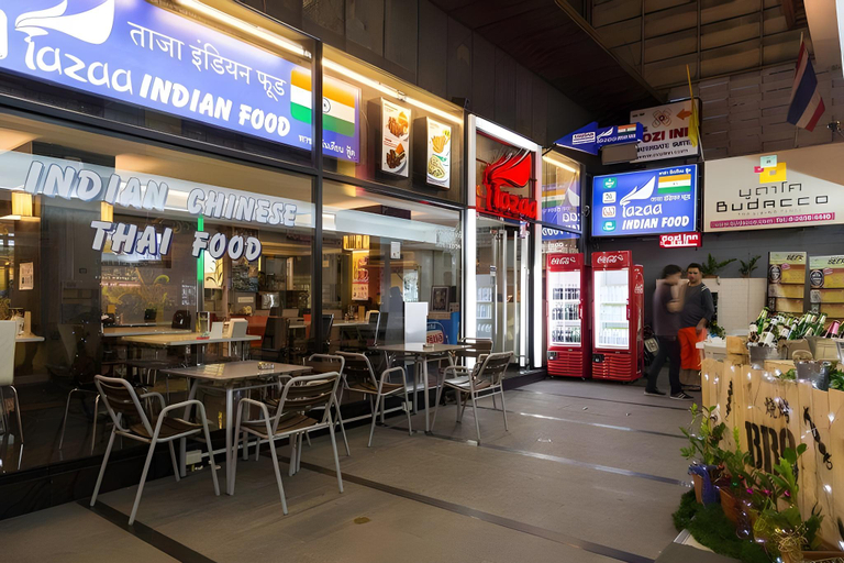 Food & Drinks, Cozi Inn Hotel, Ratchathewi