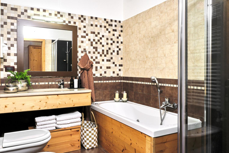 Bathroom 5, Hotel Salvadori, Trento