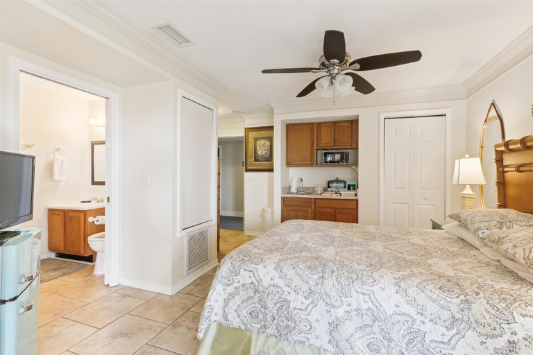 Room amenity 2, Serene St. Augustine Beachfront Condo Views, Comfort & Attractions, Saint Johns