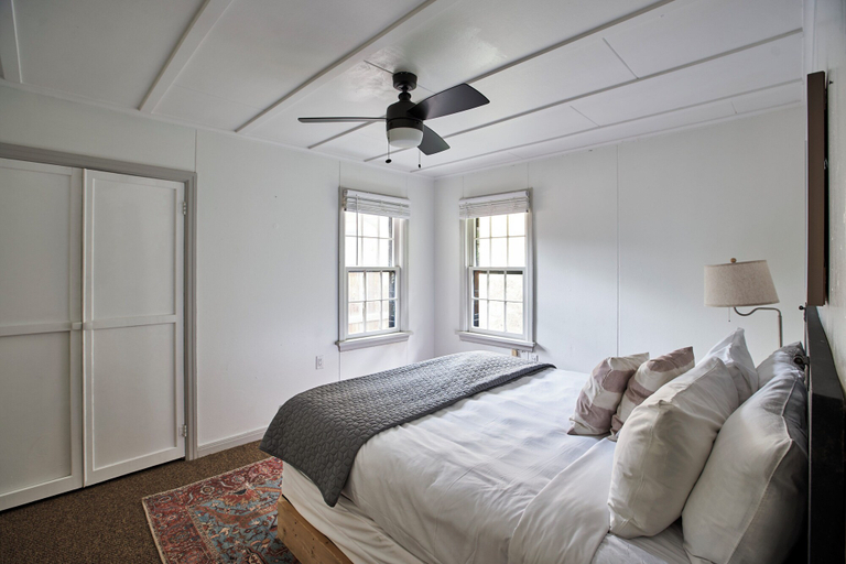 Bedroom 2, Misty Mountain Lodge, Larimer