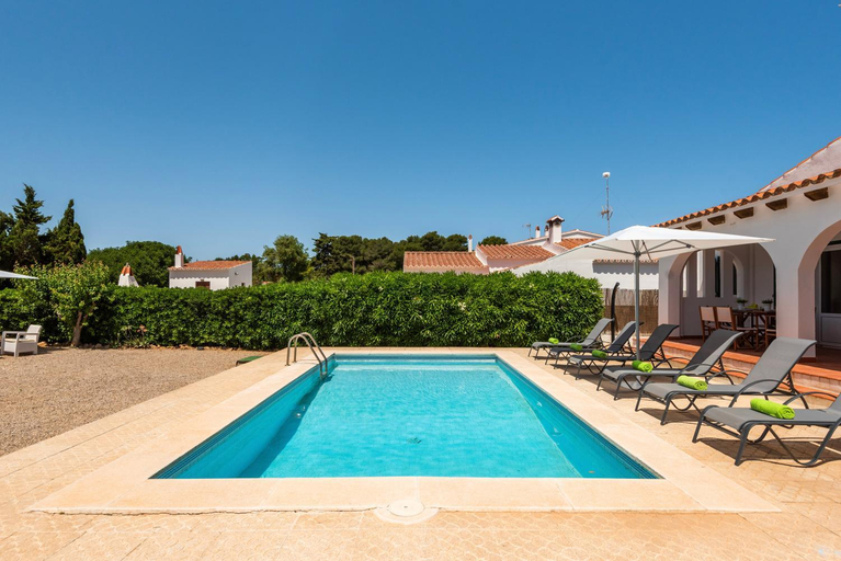 Others 4, Villa Xaloc, Baleares