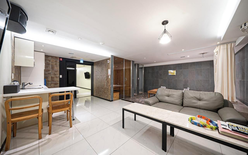 Living area 3, YEONGJU SPA TOURIST HOTEL, Yeongju