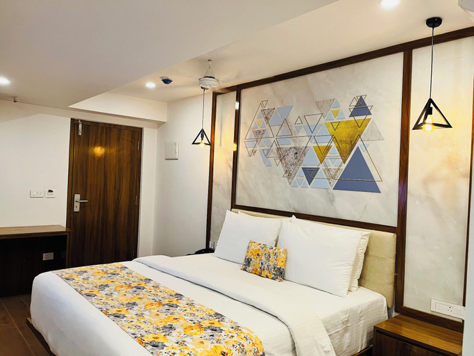 Room 5, HOTEL SIGNATURE BANJARA HILLS HYDERABAD, Hyderabad