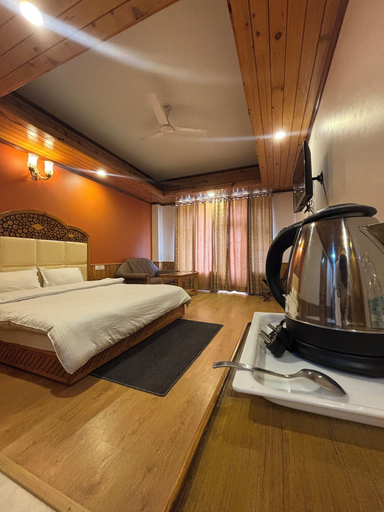 Room 2, Luxe Signature, Kullu