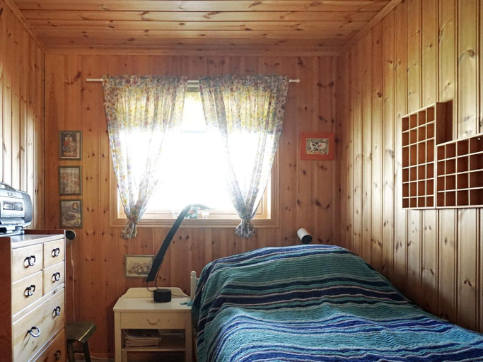 Bedroom 2, person holiday home in STROMSTAD-By Traum, Strömstad