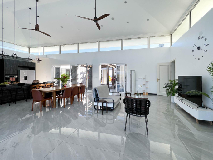 Food & Drinks 5, Naisoso Island Villas Fiji, Ba