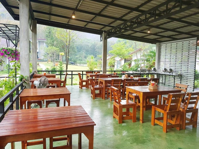 Food & Drinks 4, Evergreen Koh Chang Resort, Koh Chang