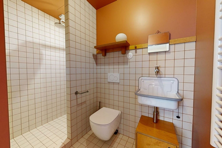 Room 5, Altido Pleasant 1-bed Flat w Shared Courtyard, Paris