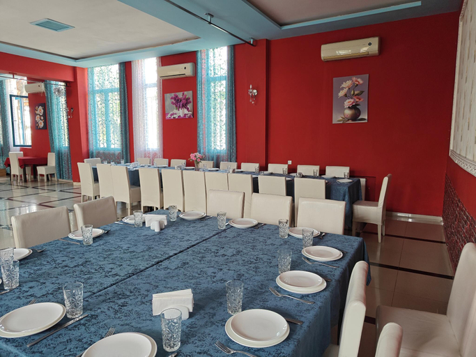 Food & Drinks 5, Grand Hotel Tbilisi, Gardabani
