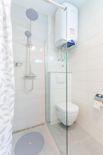 Bathroom 3, Apartment Karlo - Two Bedroom Apartment with Balcony Matanic, Kaštela